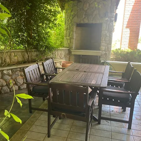Apartmán Two-bedroom Kolak With Sea View Terrace