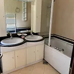 Two-bedroom Kolak With Sea View Terrace Apartman *