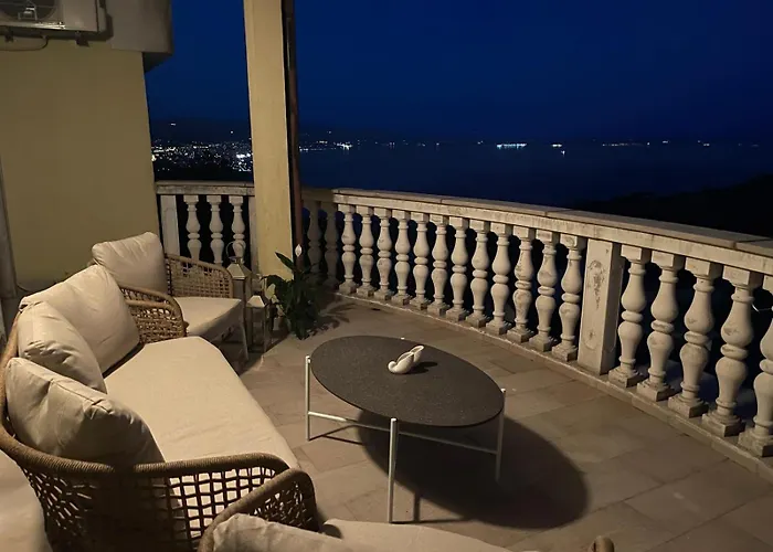 Apartman Two-bedroom Kolak With Sea View Terrace Donji Rukavac