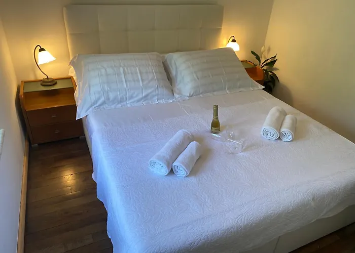 Two-bedroom Kolak With Sea View Terrace Apartman Donji Rukavac