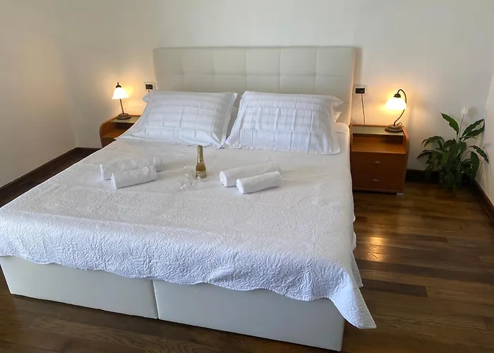 Two-bedroom Kolak With Sea View Terrace Donji Rukavac